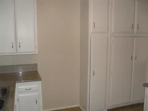 37515 4th St E, Palmdale, CA 93550 photo 9