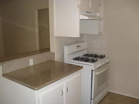 37515 4th St E, Palmdale, CA 93550 photo 10