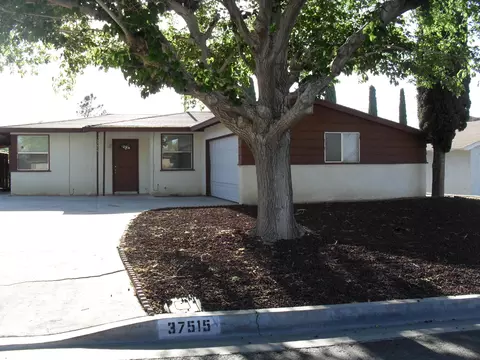 37515 4th St E, Palmdale, CA 93550 photo 2