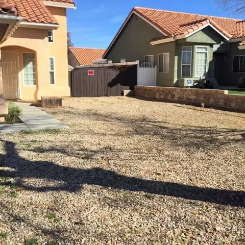 42410 57th St W, Lancaster, CA 93536 photo 2
