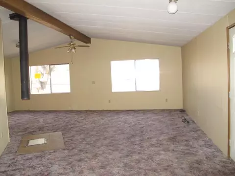 8787 Eaby Rd, Phelan, CA 92371 photo 8