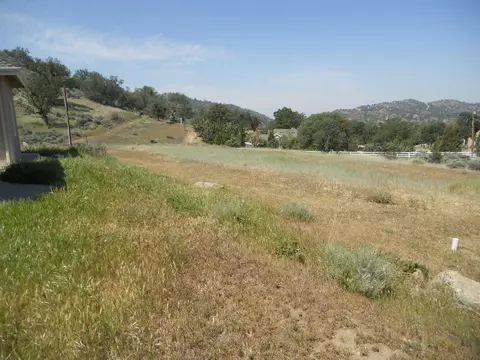 27201 Shut Out Pl, Tehachapi, CA 93561 photo 19