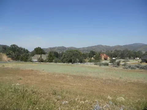 27201 Shut Out Pl, Tehachapi, CA 93561 photo 16