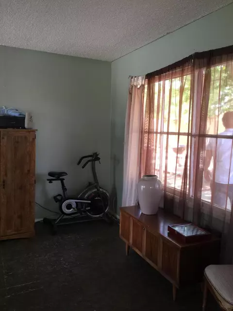 38709 2nd St E, Palmdale, CA 93550 photo 4