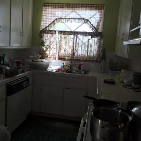 38709 2nd St E, Palmdale, CA 93550 photo 2