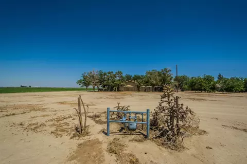 45240 70th St, Lancaster, CA 93535 photo 32