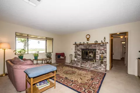 45240 70th St, Lancaster, CA 93535 photo 8