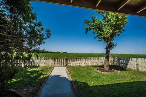 45240 70th St, Lancaster, CA 93535 photo 3