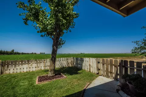 45240 70th St, Lancaster, CA 93535 photo 34