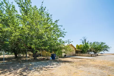 45240 70th St, Lancaster, CA 93535 photo 6