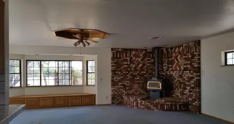 8024 Avenue E W, Lancaster, CA 93536 photo 2