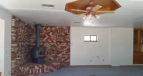 8024 Avenue E W, Lancaster, CA 93536 photo 3