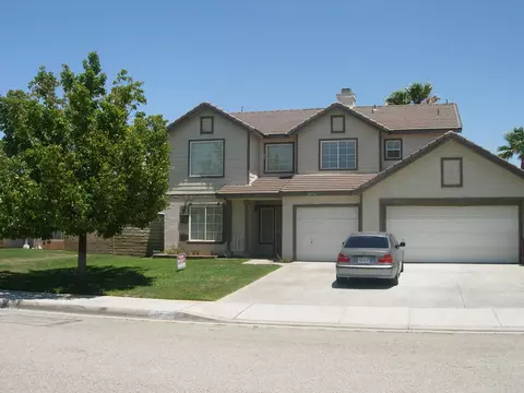 36734 Solvay St, Palmdale, CA 93552 photo 2
