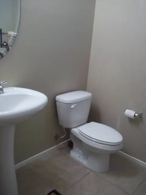 3028 Emerald Ln, Lancaster, CA 93535 photo 14