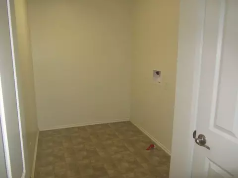 2159 E Donatello St, Lancaster, CA 93535 photo 9