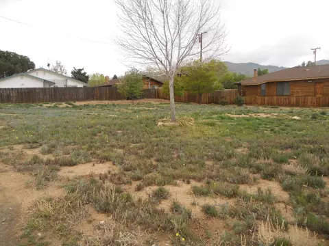 21601 Brook Dr, Tehachapi, CA 93561 photo 1