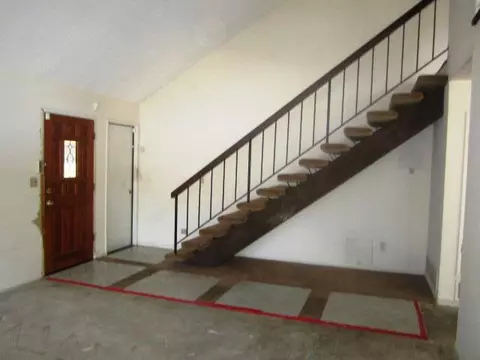 1277 Donatello St, Lancaster, CA 93535 photo 5
