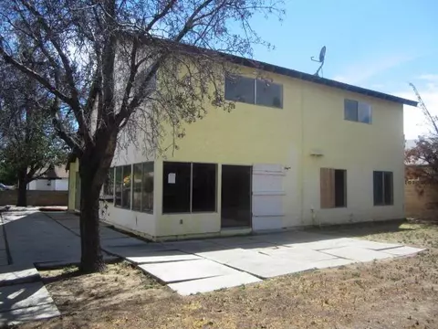 1277 Donatello St, Lancaster, CA 93535 photo 17