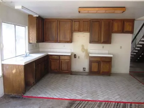 1277 Donatello St, Lancaster, CA 93535 photo 7
