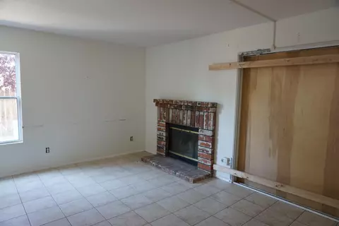 44726 Shadowcrest Dr, Lancaster, CA 93536 photo 5