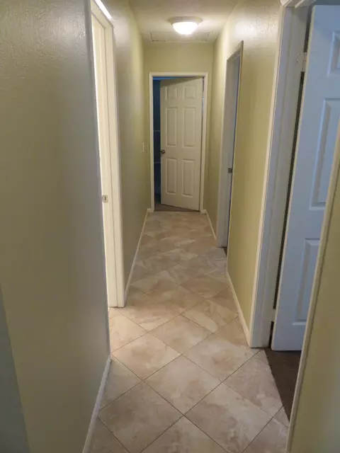 1061 Herzel Ave, Lancaster, CA 93535 photo 13