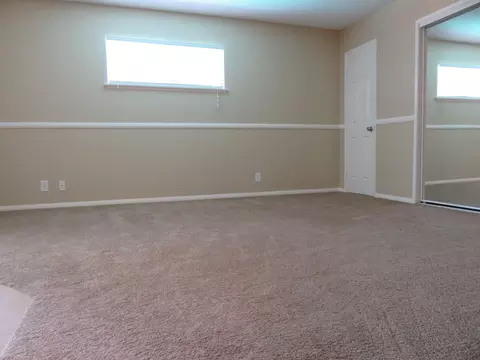 1061 Herzel Ave, Lancaster, CA 93535 photo 19