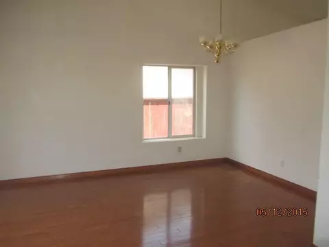 42454 Plains Dr, Lancaster, CA 93536 photo 9