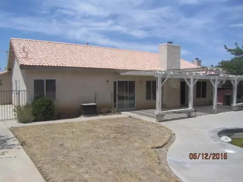 42454 Plains Dr, Lancaster, CA 93536 photo 3