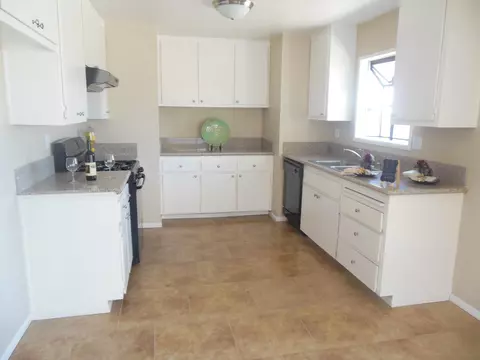 17701 Mossdale Ave, Lancaster, CA 93535 photo 18