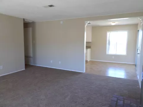 17701 Mossdale Ave, Lancaster, CA 93535 photo 5