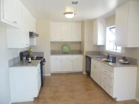 17701 Mossdale Ave, Lancaster, CA 93535 photo 20