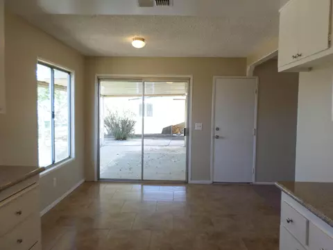 17701 Mossdale Ave, Lancaster, CA 93535 photo 6