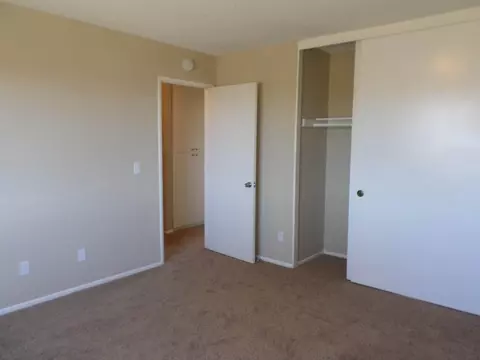 17701 Mossdale Ave, Lancaster, CA 93535 photo 8