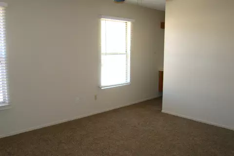 37502 Monarch St, Palmdale, CA 93552 photo 12