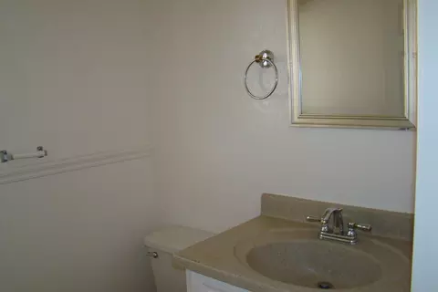 37502 Monarch St, Palmdale, CA 93552 photo 13