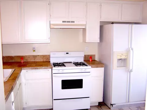 3065 Avenue R4 E, Palmdale, CA 93550 photo 6