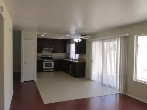 1821 Brennan Ct, Lancaster, CA 93534 photo 2