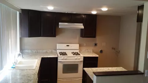 44436 15th St E #12, Lancaster, CA 93535 photo 2