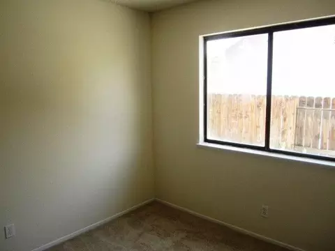 38113 42nd St E, Palmdale, CA 93552 photo 11