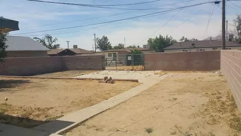 1906 Barstow Rd, Mojave, CA 93501 photo 3