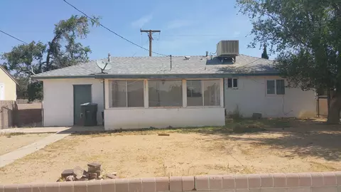 1906 Barstow Rd, Mojave, CA 93501 photo 4