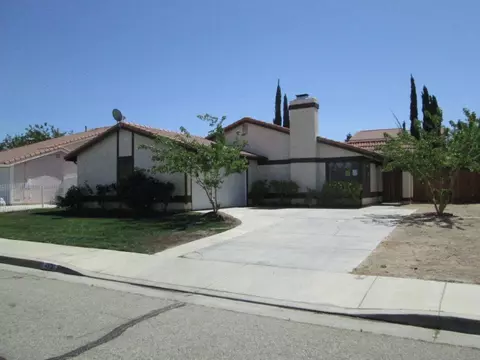 4536 Table Mountain Rd, Palmdale, CA 93552 photo 2