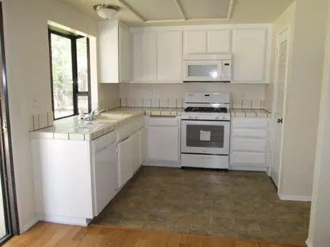 4536 Table Mountain Rd, Palmdale, CA 93552 photo 9