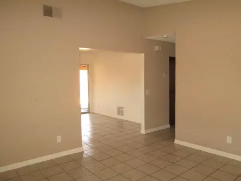 37318 27th St, Palmdale, CA 93550 photo 9
