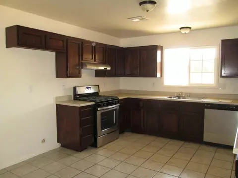 37318 27th St, Palmdale, CA 93550 photo 13