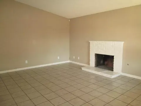 37318 27th St, Palmdale, CA 93550 photo 7