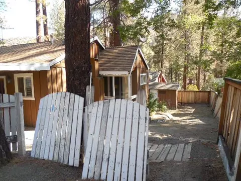 1504 Betty St, Wrightwood, CA 92397 photo 4