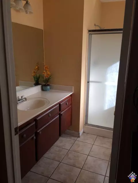 37636 15th St E, Palmdale, CA 93550 photo 4