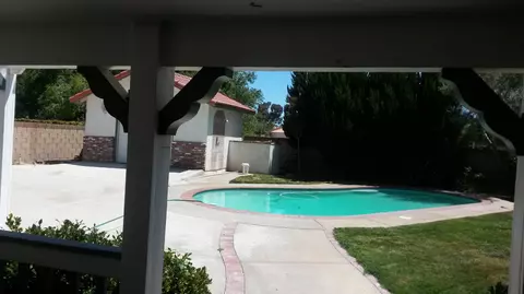 502 Avenue J10 Ave E, Lancaster, CA 93535 photo 2
