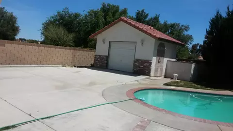502 Avenue J10 Ave E, Lancaster, CA 93535 photo 3